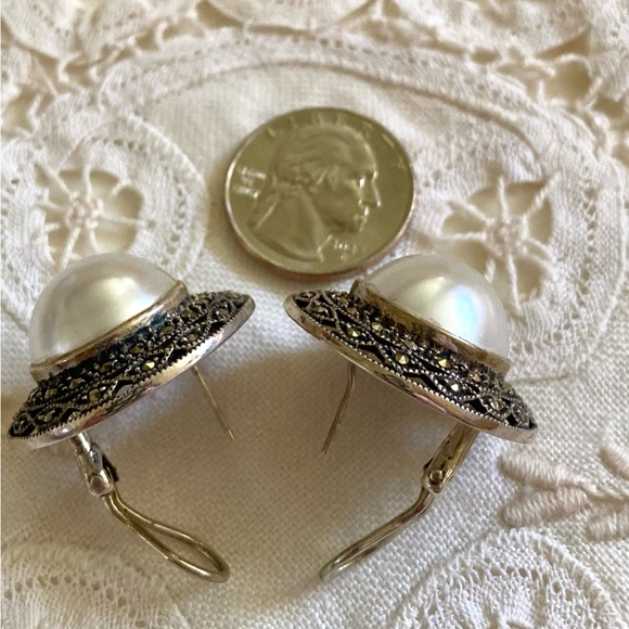 VINTAGE MARCASITE AND PEARL Sterling Earrings - Picture 5 of 6
